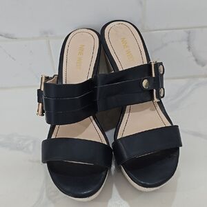 Nine West Black Women's Wedgie Sandals NWOT